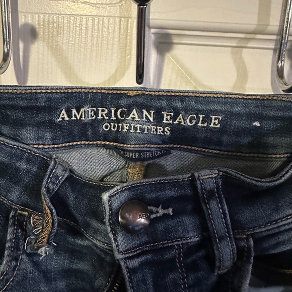 American Eagle 🦅 distressed jeans - Picture 5 of 6